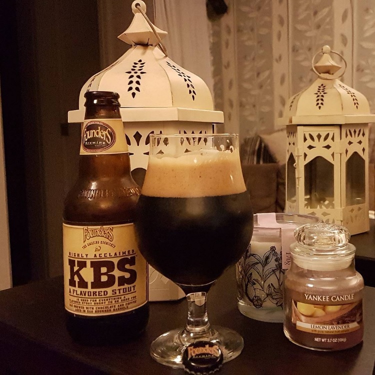 Cerveja KBS da Founders